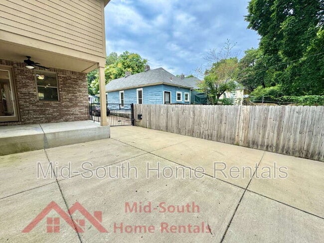 Photo - 82 N Rembert St