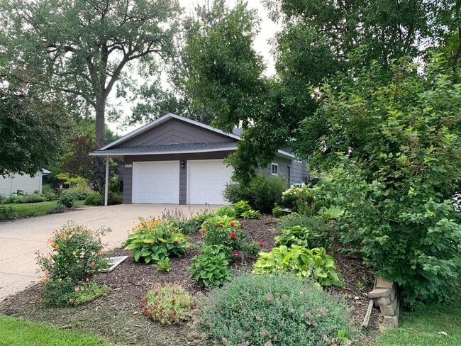 Photo - Beautifully Landscaped Split-Level Home