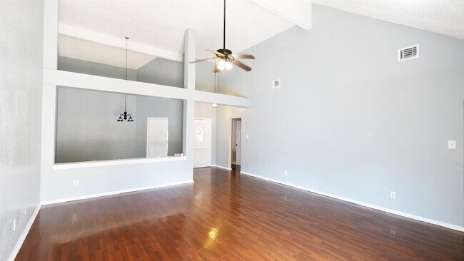Photo - 1203 Beckwood Cir