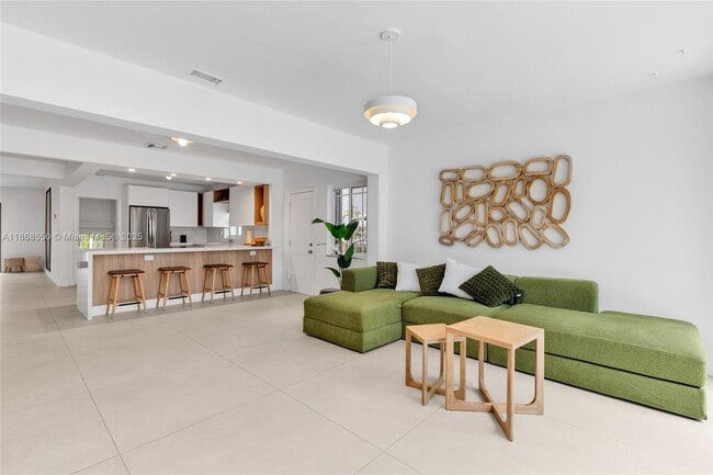 Photo - 141 SW 23rd Rd