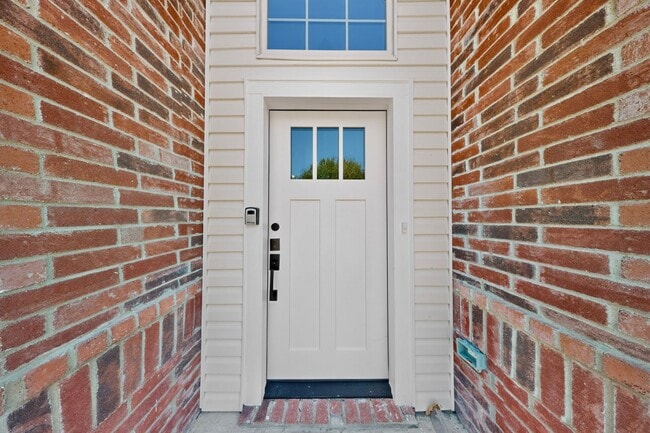 1410 Thistle Cir