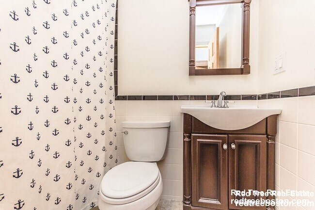 Photo - 137 Charles St Unit 3