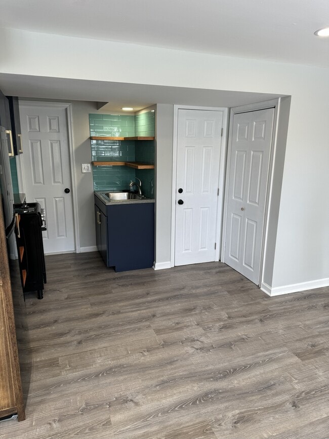 Photo - 914 Daleview Dr