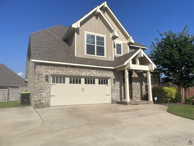 Building Photo - 104 Kloe Ct