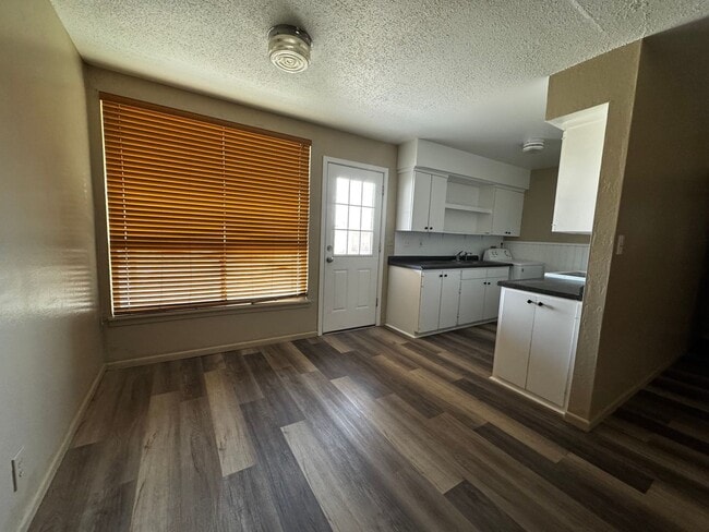 Photo - Charming and spacious Needles HOME