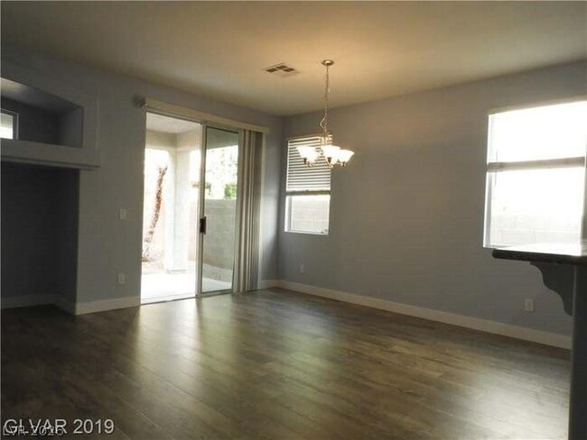 Photo - 11440 Parkersburg Ave