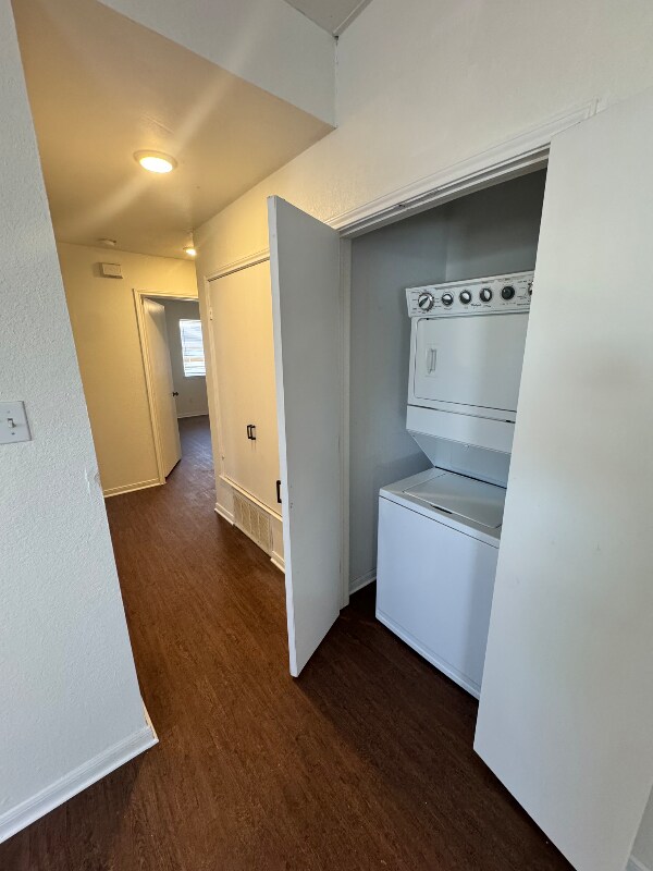 Photo - 1223 James Ave