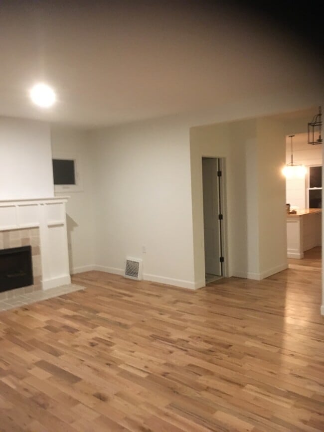 Photo - 704 cherry st