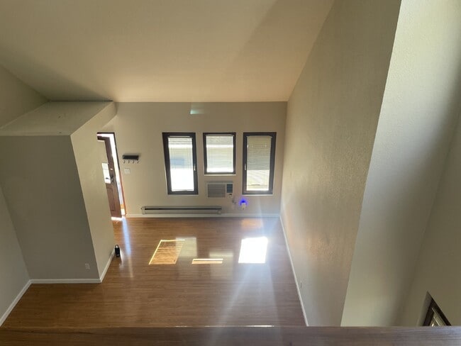 Photo - 100 Suntree Ln Unit 109