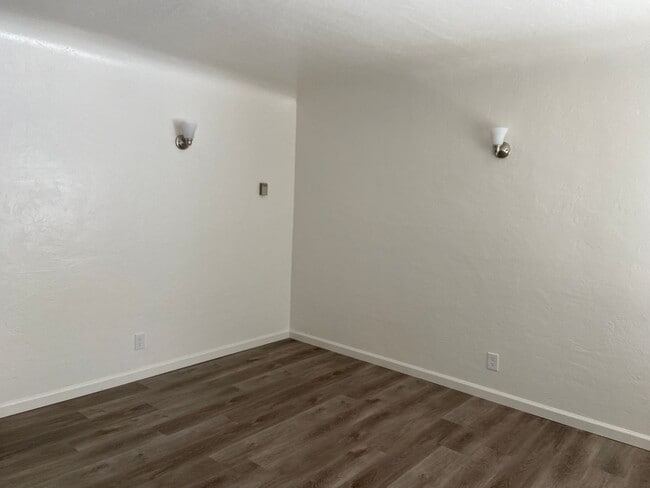 Photo - 132 Calaveras Ave Unidad Front