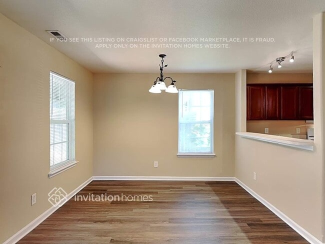 Photo - 5228 Silabert Ave