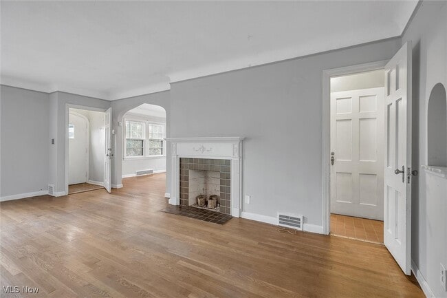 Photo - 3559 Berkeley Rd