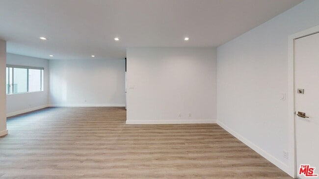 Photo - 425 S Willaman Dr Unidad 203