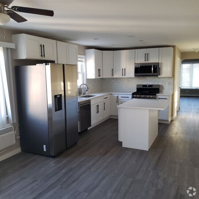 Building Photo - 8604 W Carmen Ave Unit 8604 W Carmen Ave #2 Rental