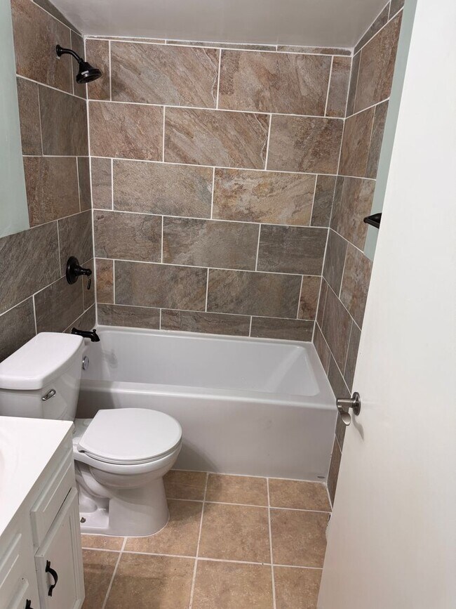 Photo - 13 McKinley St Unit A