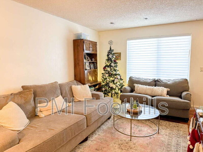 Building Photo - 171 Holman Way