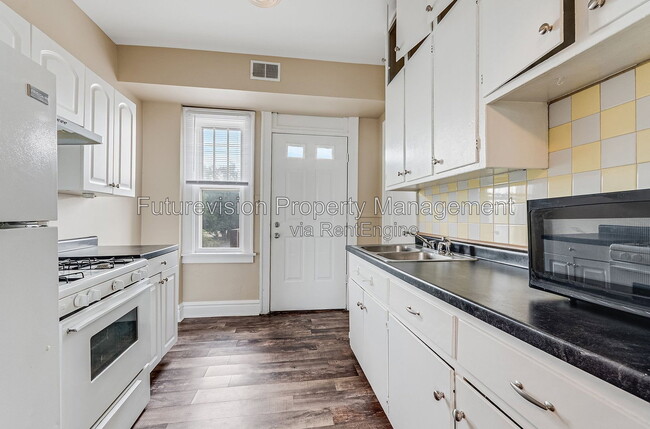 Photo - 6 Irving St Unit 2nd Floor