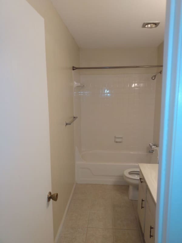 First bathroom - 900 Mountain Creek Rd Unidad S-378