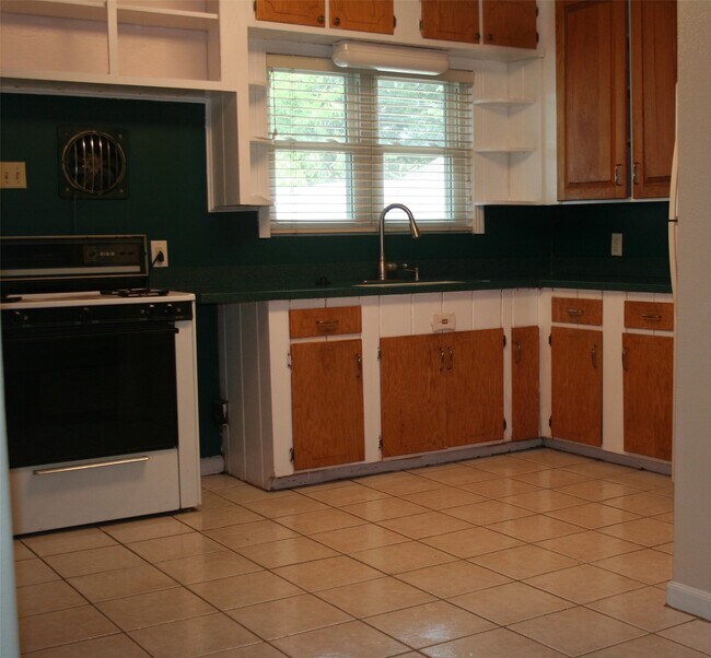 Photo - 7518 El Rancho St