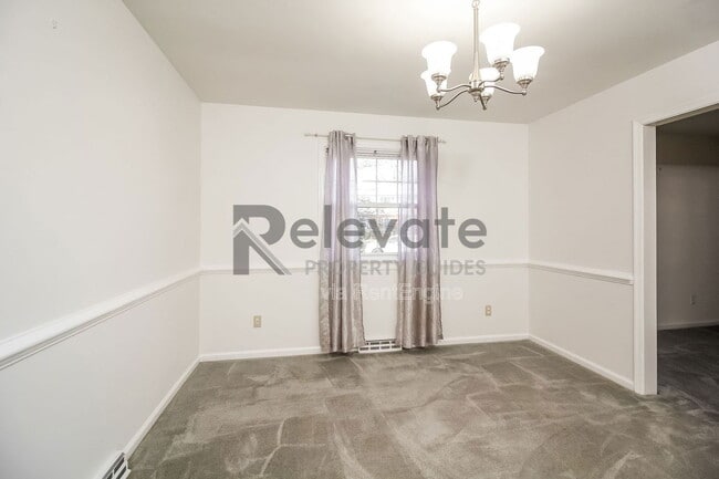 Photo - 7808 E Yardley Rd