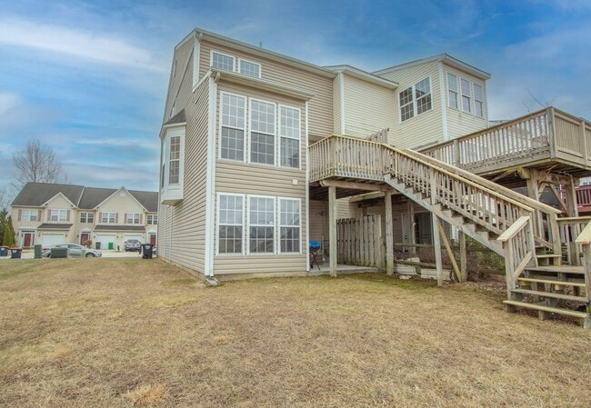 Photo - Great Views Overlooking the Golf Course - Large 3 Bedroom End unit TownHouse