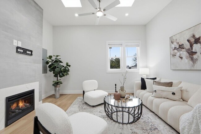 Photo - 3620 13th St NW Unidad 2
