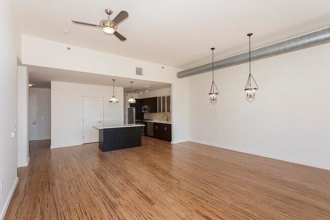 Photo - 232 Pavonia Ave Unit 523