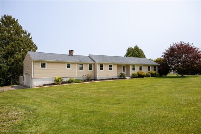 Photo - 501 Sandy Point Ave