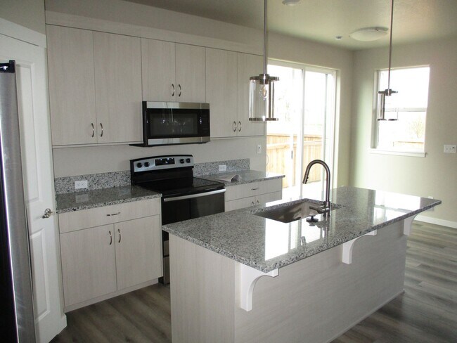 Photo - Brand New Berthoud Property facing the Mountains