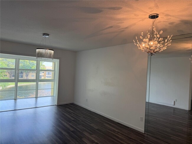 Photo - 5851 NW 62nd Ave Unit 305