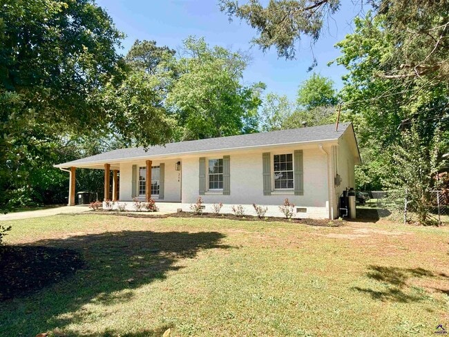 Photo - 214 Meadowridge Dr