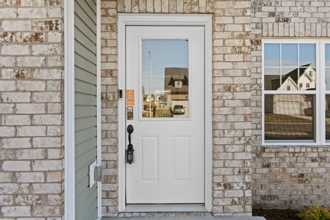 Photo - 441 Friendly Ave