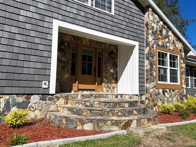 Photo - 171 Longwood Dr