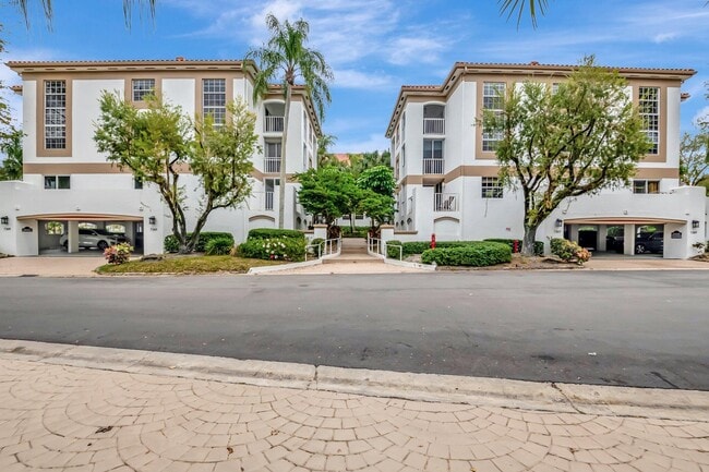 Building Photo - 7369 Orangewood Ln Unit 304 Rental