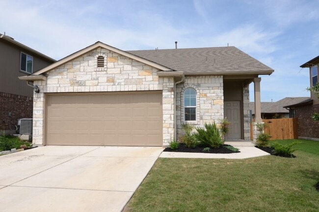 Building Photo - Kyle Home Close to I-35. Ready for an August Move-In!