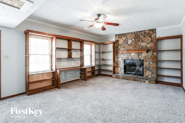 Photo - 240 Summerwood Ln