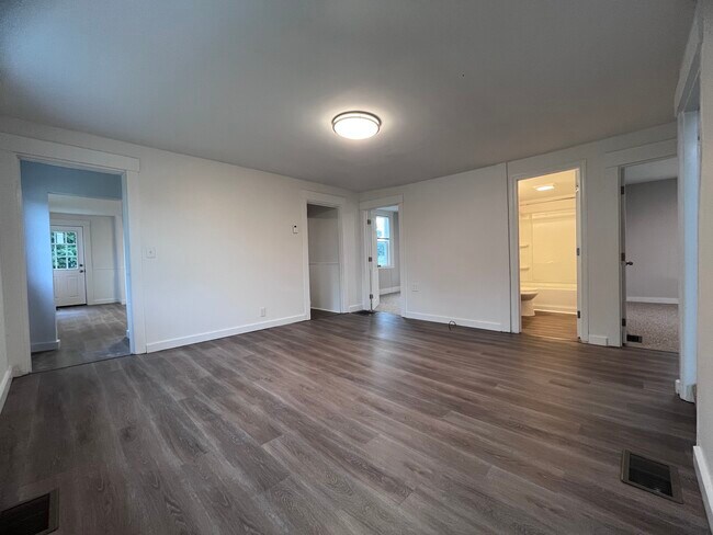 Photo - 792 Mudgett Rd