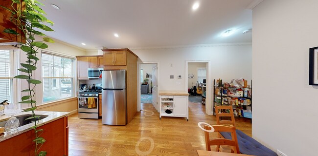 Photo - 16 Marney St Unit 1