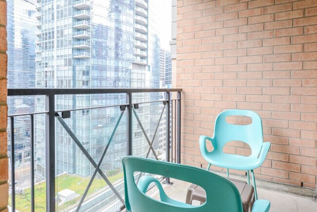 Photo - 192 Adelaide St W Unit SI ID1034884P