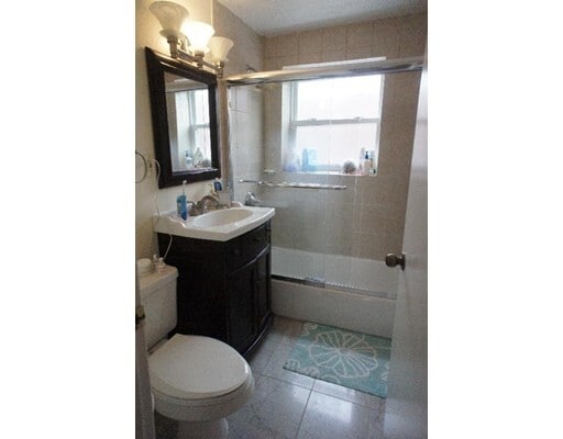 52 Colborne Rd Unit 4