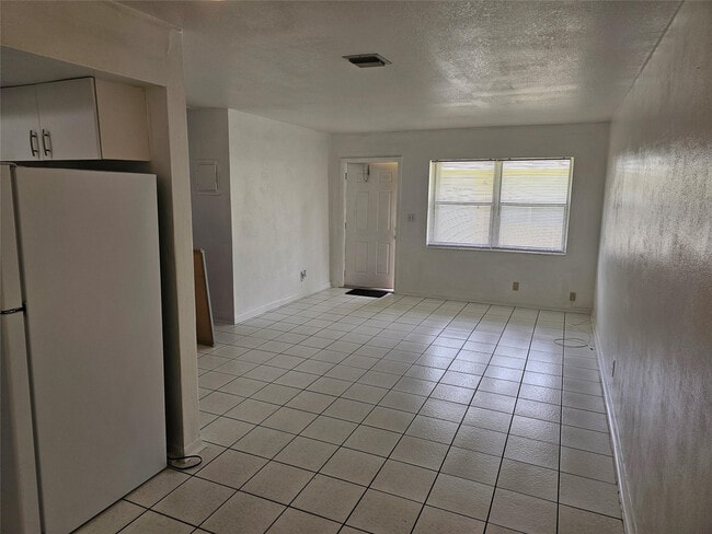 Photo - 5306 NW 22nd St