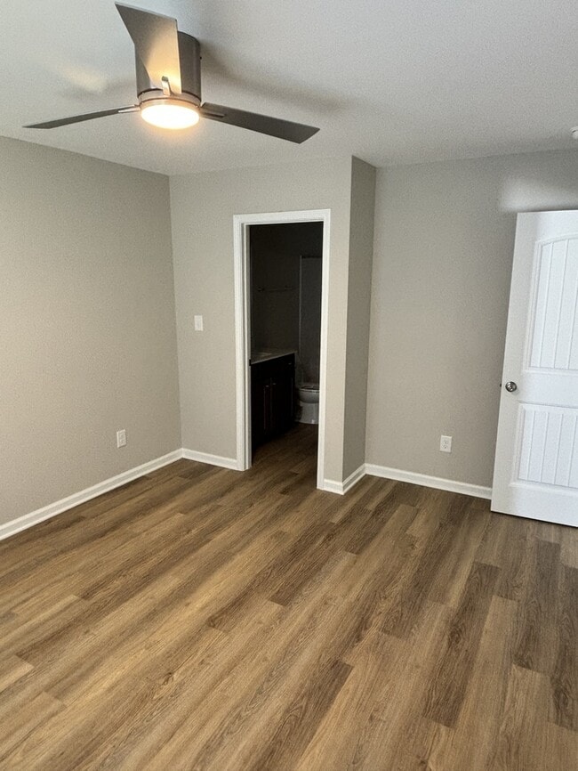 Photo - 801 Middleton Rd