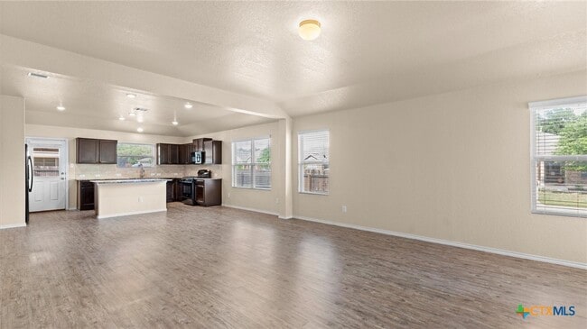 Photo - 5251 Honeyflower