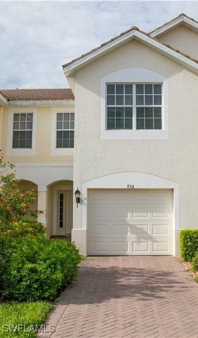 Photo - 936 Hampton Cir Unidad 86 Rental
