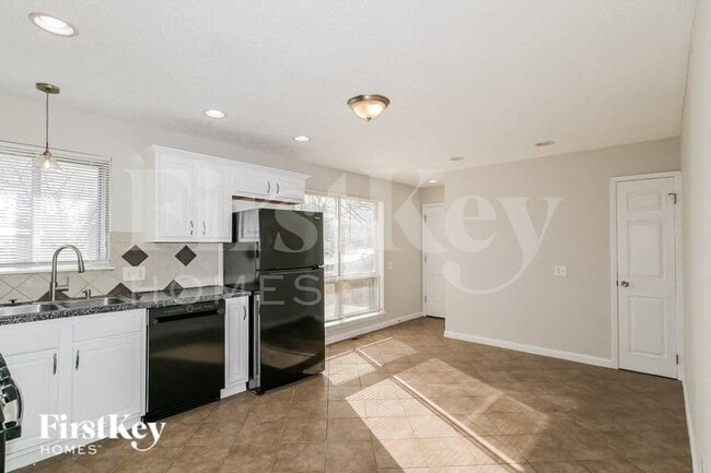 Photo - 1560 Leisure Dr