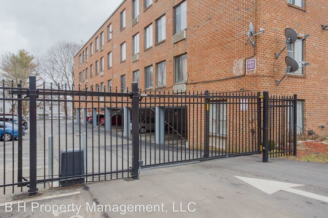 Photo - 66 Webster St