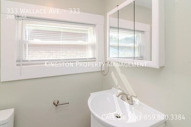Photo - Spacious 2 Bedroom 1 Bathroom! 1/2 OFF SEC... Unit 333