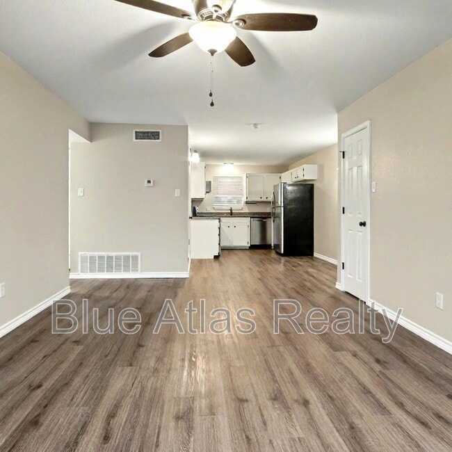 Photo - 225 Bryan St Unit 5