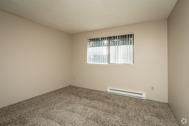 1BR, 1BA - 750SF - Martin at Meadowdale