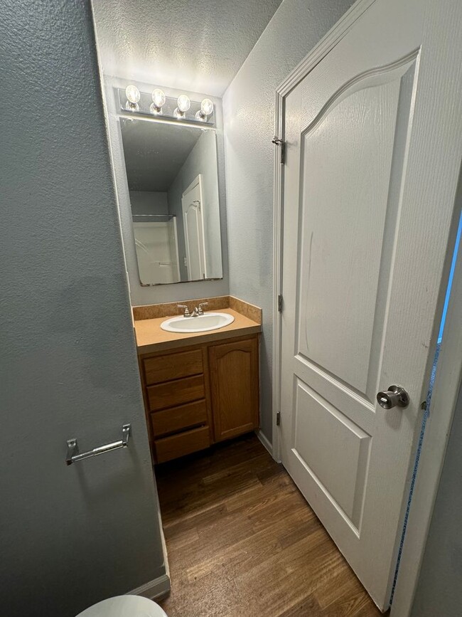 777 Hilltop Dr Unit 2
